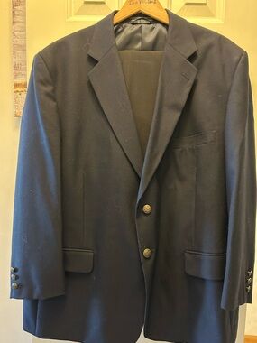 Classic Men's Navy Blazer